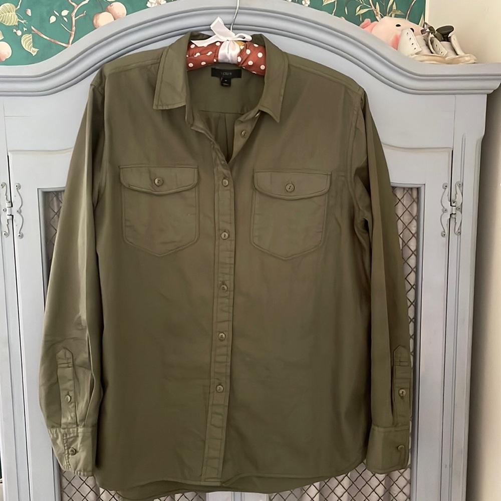 J crew army green button down shirt